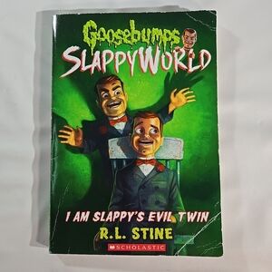 Scholastic Goosebumps SlappyWorld - Green and Red Cover